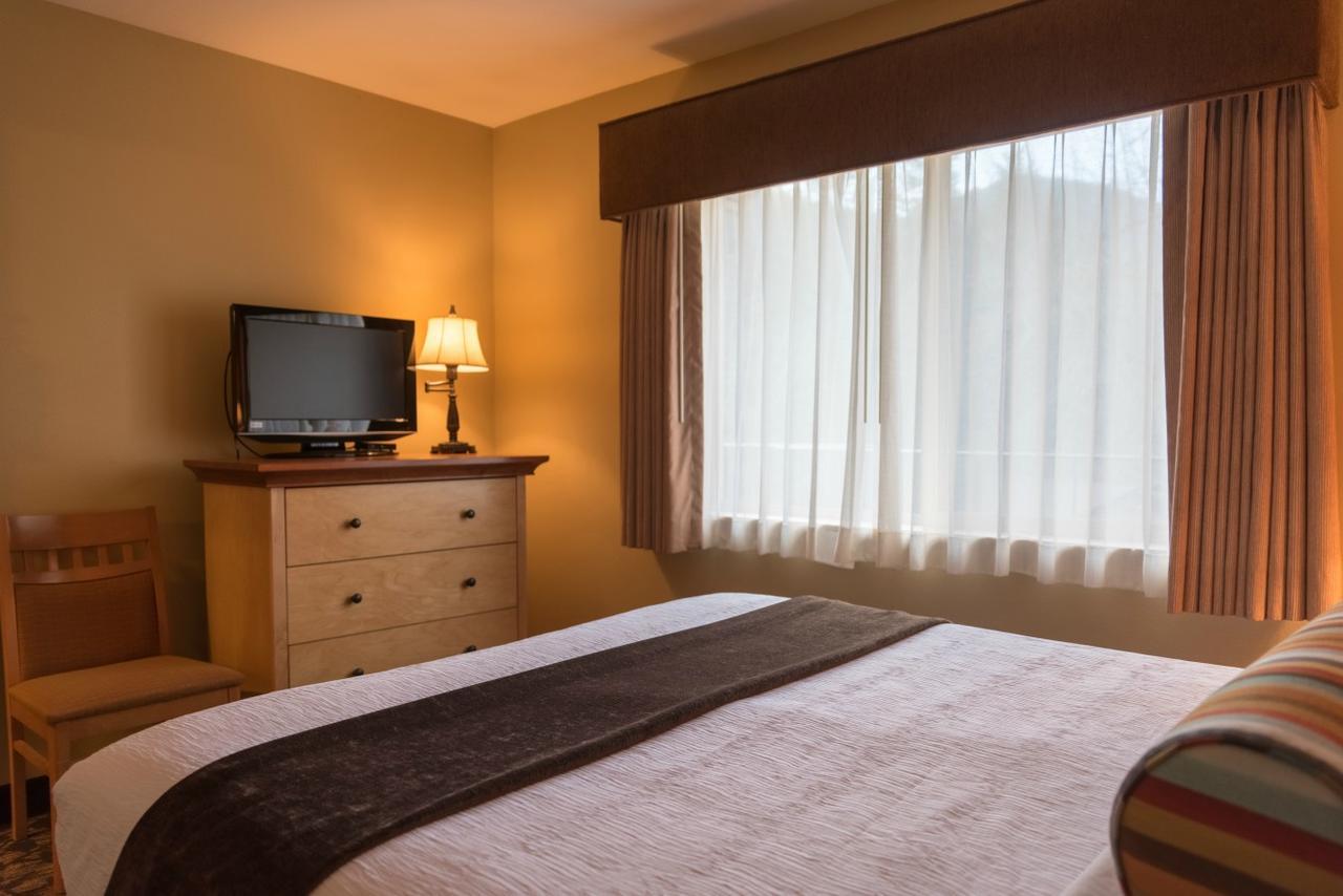 Whispering Woods Resort Welches Eksteriør bilde