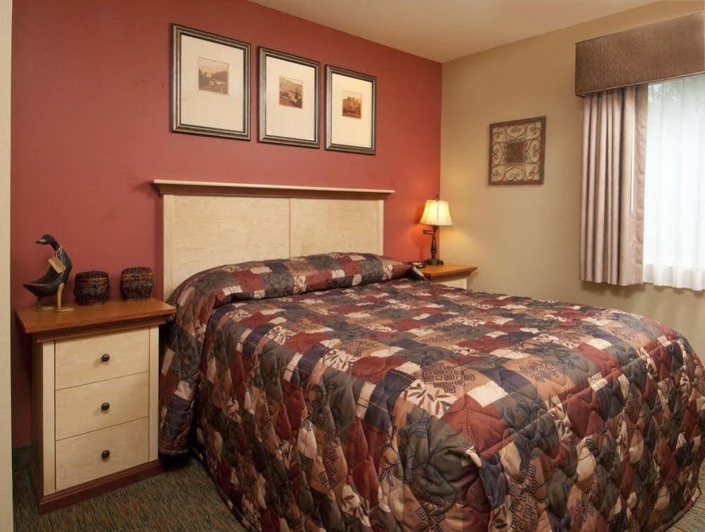 Whispering Woods Resort Welches Eksteriør bilde